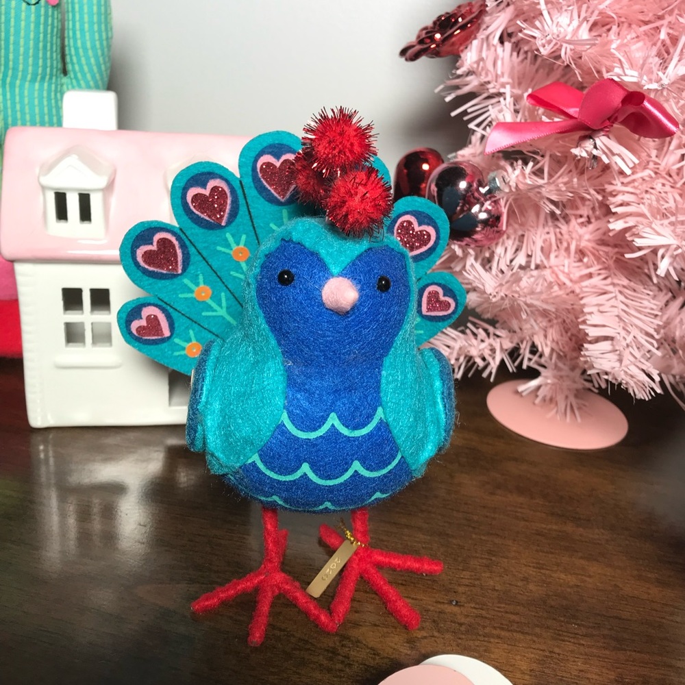Target Spritz 2020 Peabo & Preener Peacocks Valentine’s Day Birds - Set of 2 - Picture 2 of 11